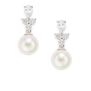 10mm white pearl with drop crystal earrings